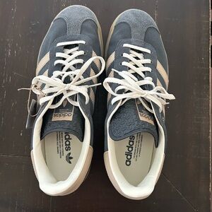 Adidas Gazelle Sneakers